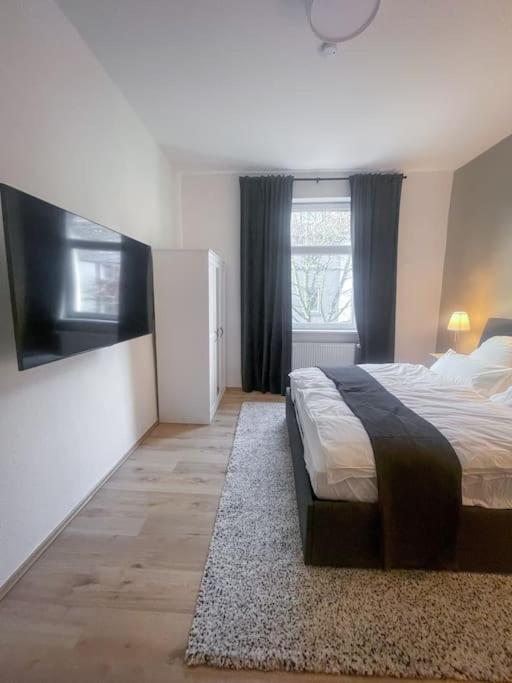 Modern Cozy Apt. -With 2 Tv, Netflix And Work Desk Essen Exterior foto