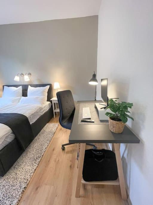 Modern Cozy Apt. -With 2 Tv, Netflix And Work Desk Essen Exterior foto
